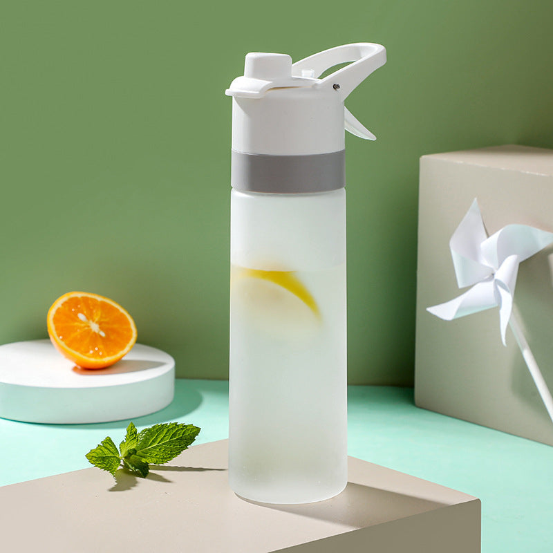 700ml Spray Water Bottle for Outdoor Sport